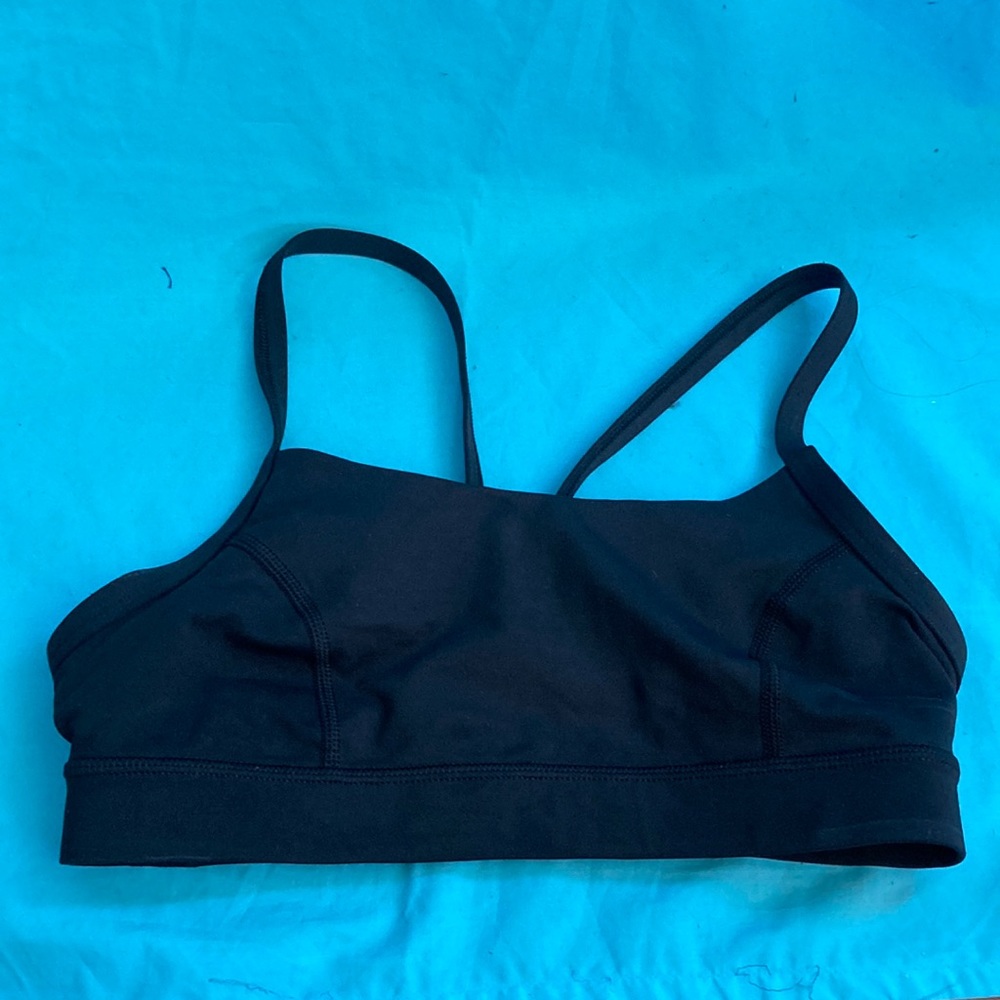$40 FIRM!!!!!3 Lululemon bras